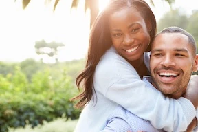 happy couple after Hyaluronic Acid treatment for premature ejaculation